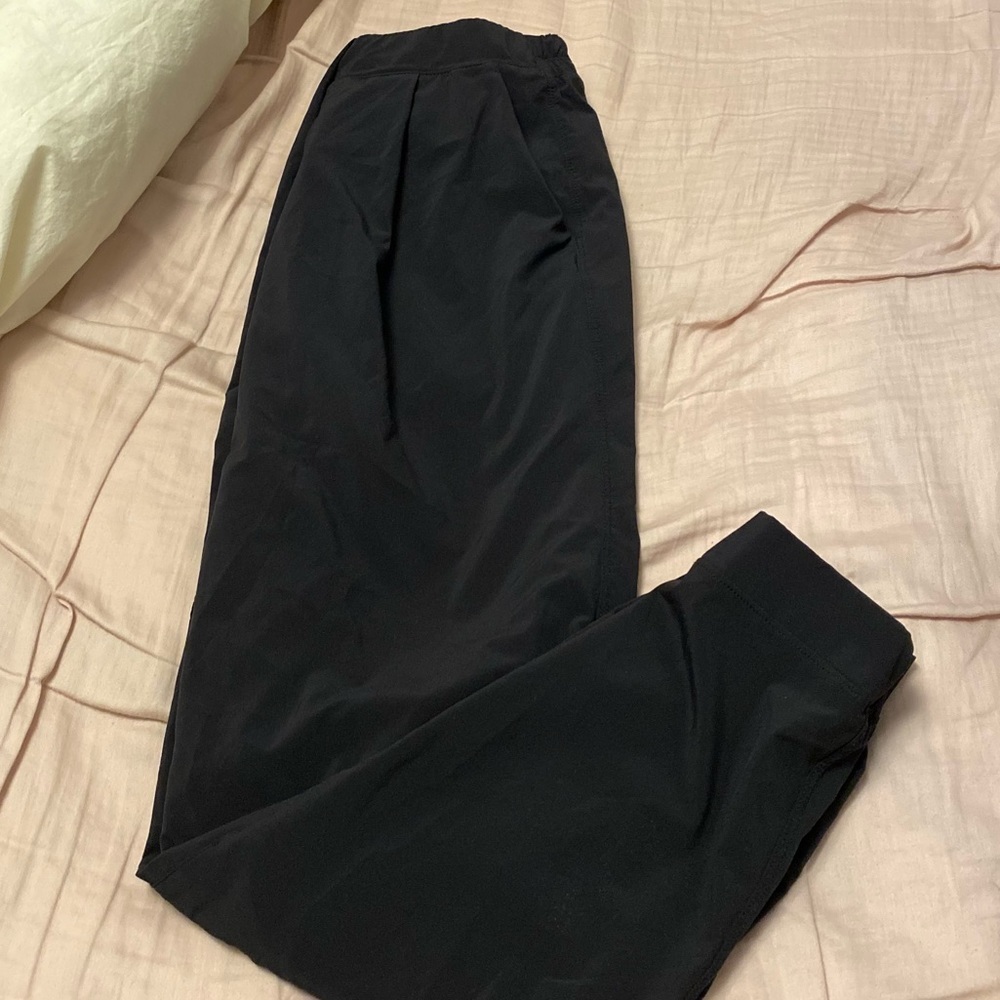 Lululemon joggers